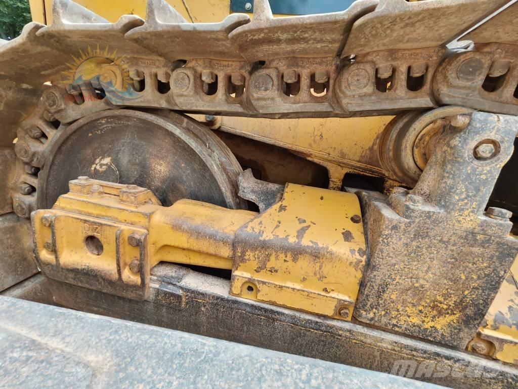 Shantui SD 22 Buldozer sobre oruga