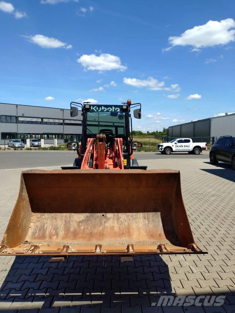 Kubota R 090 Cargadoras sobre ruedas