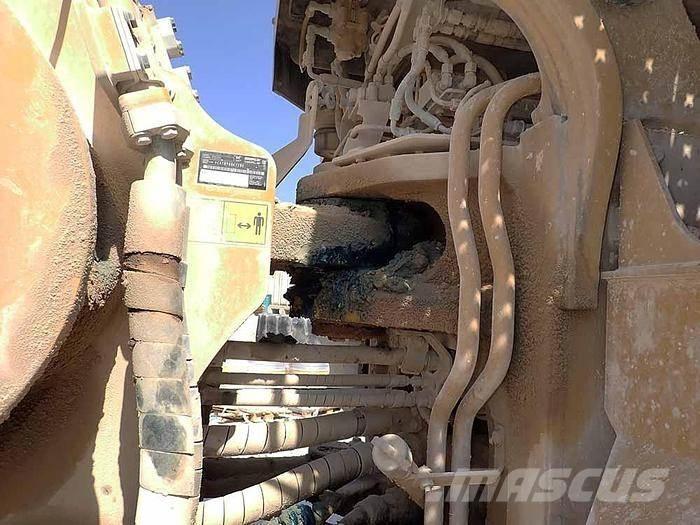 CAT 988K Cargadoras sobre ruedas