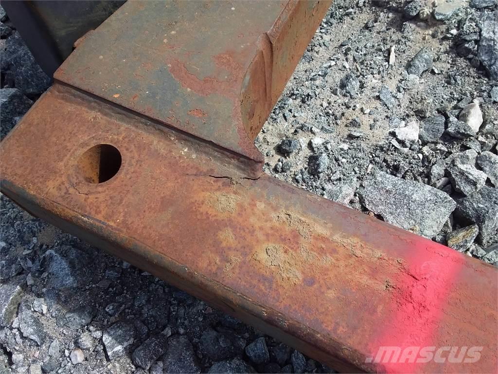 Valmet 890 Otros componentes