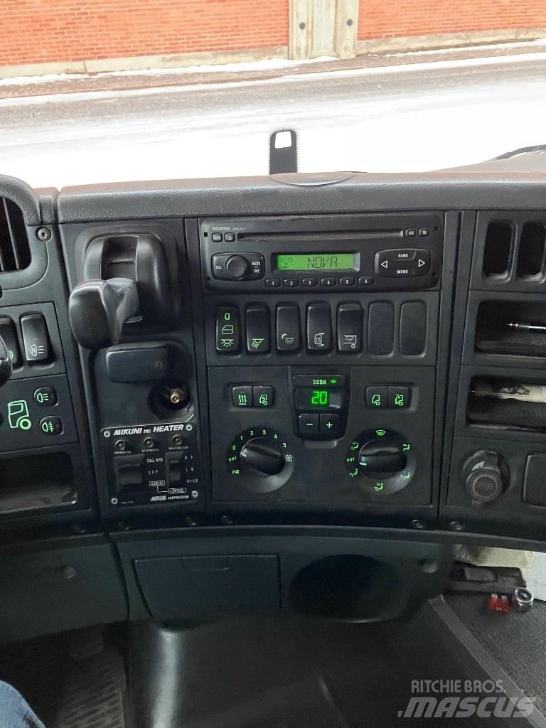 Scania R420 Camiones con caja de remolque