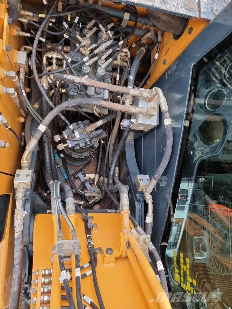 Hyundai HX 140 L Excavadoras sobre orugas