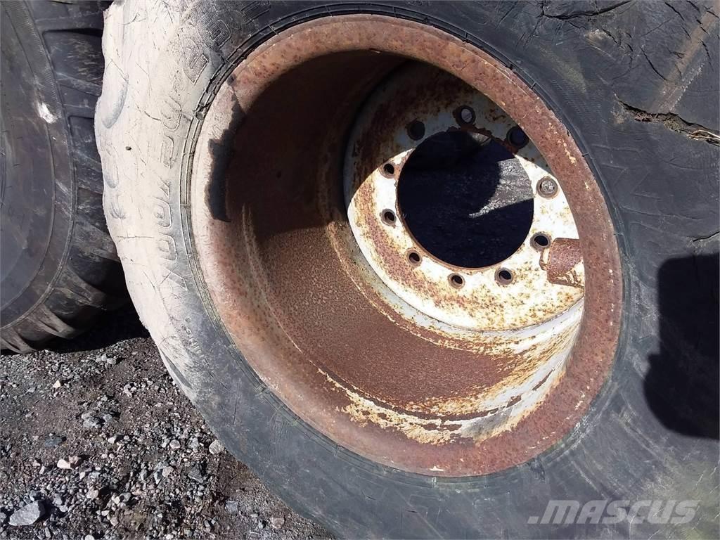 Valmet 860 24x26,5 Llantas