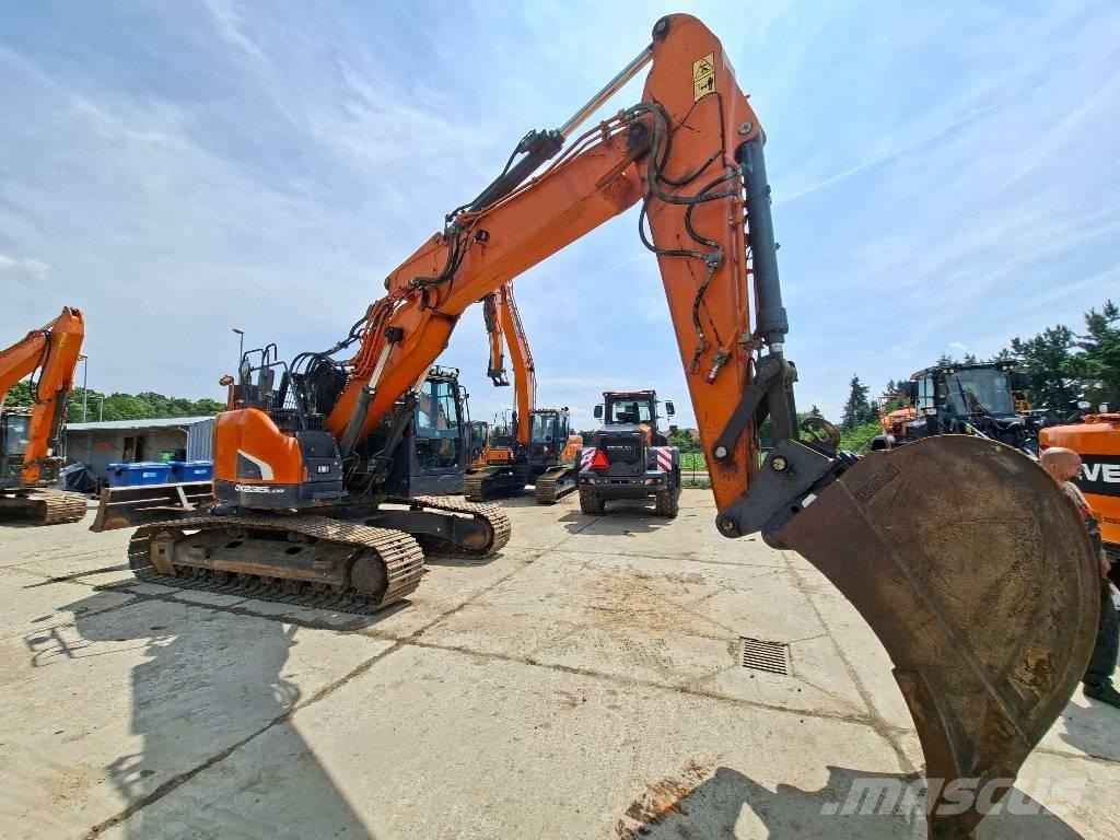 Doosan DX 235 LCR-5 Excavadoras sobre orugas