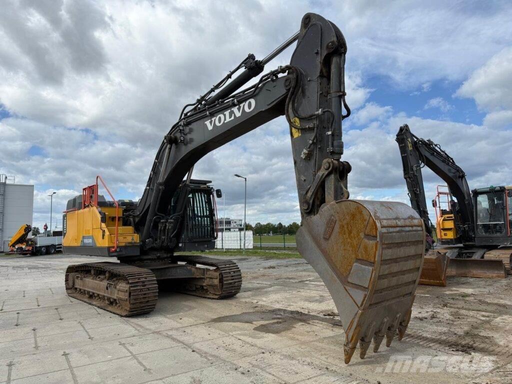 Volvo EC380ENL Excavadoras sobre orugas