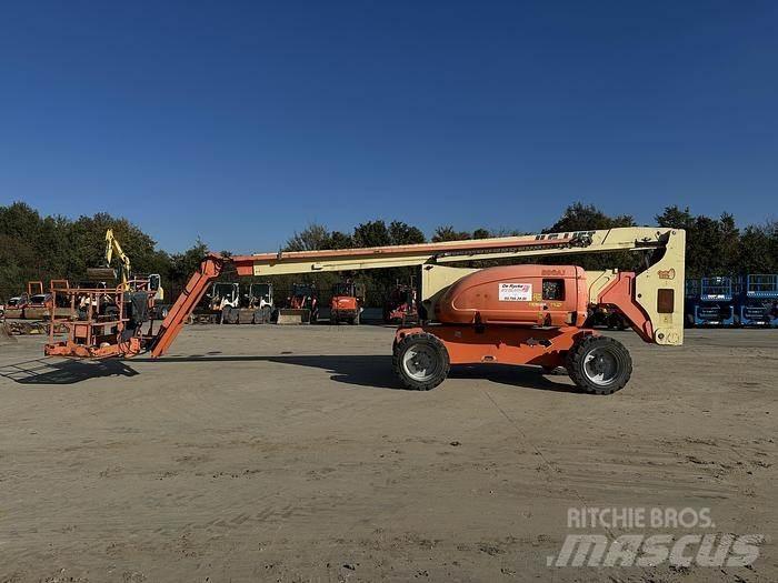 JLG 800AJ Plataformas con brazo de elevación manual