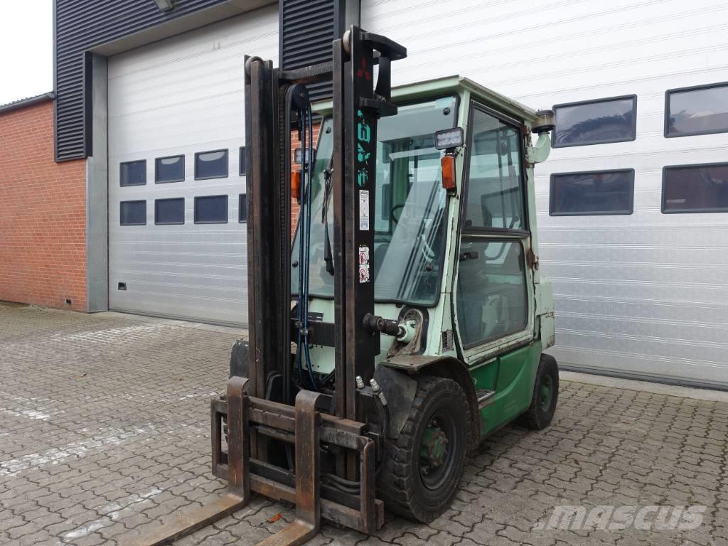 Mitsubishi FD 25 T Camiones diesel