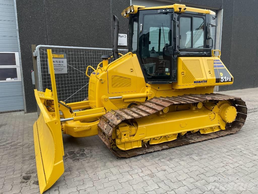 Komatsu D51PX-22 Buldozer sobre oruga