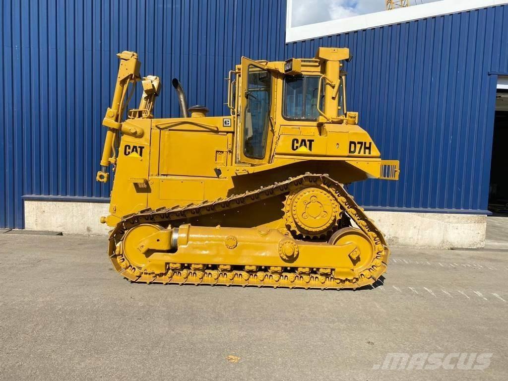 CAT D 7 H Buldozer sobre oruga