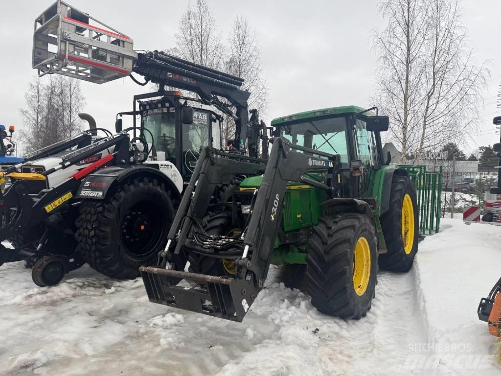 John Deere 6120 Tractores