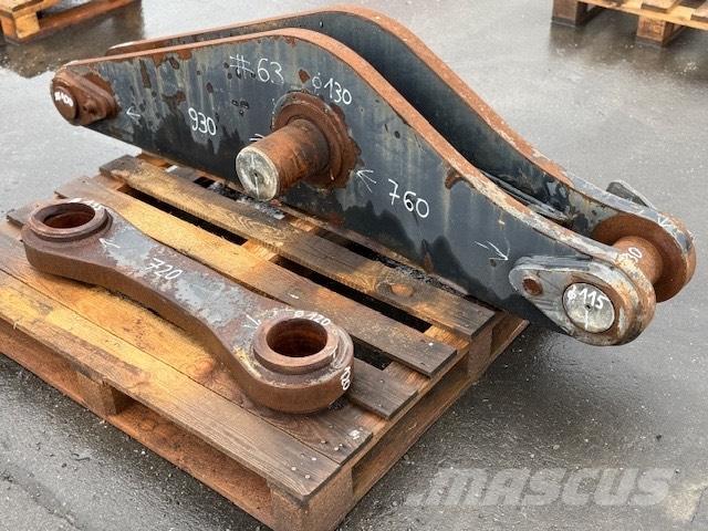 CNH BUCKET LINK Cucharones