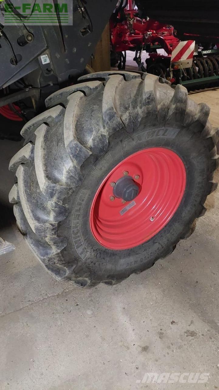 CLAAS tucano 430 Cosechadoras combinadas