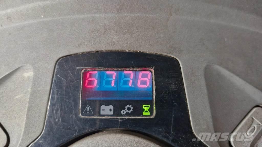 BT LPE 250 Carretillas de horquilla eléctrica