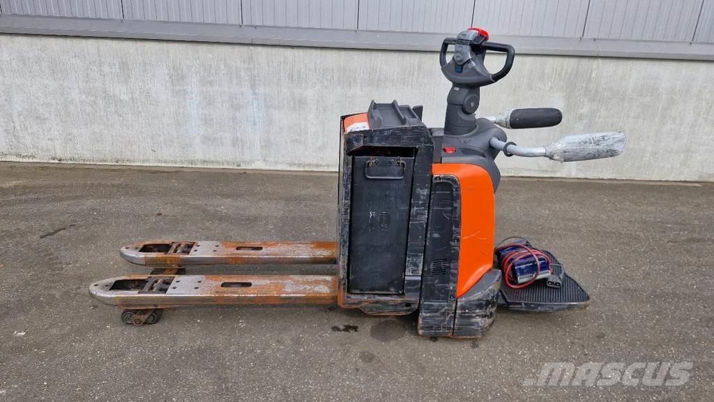 BT LPE 250 Carretillas de horquilla eléctrica