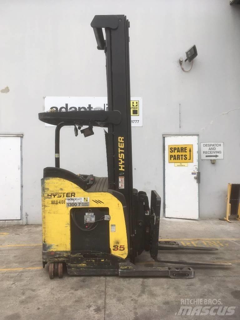 Hyster N35ZDR Montacargas de alcance de gran altura