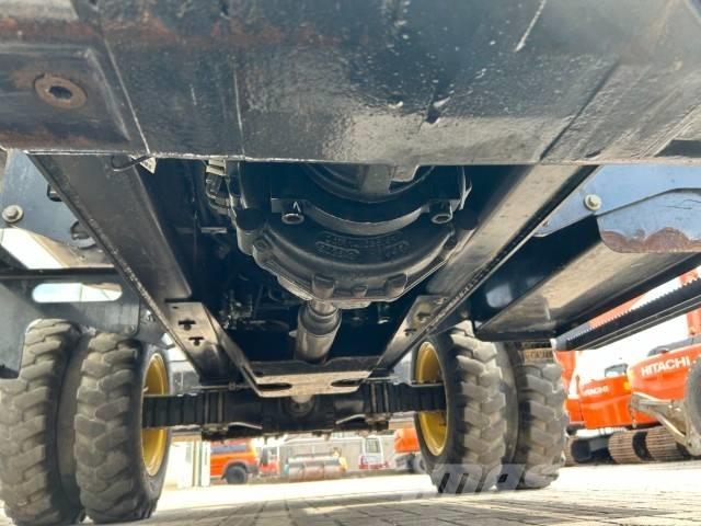 Yanmar TW 110 W Excavadoras de ruedas