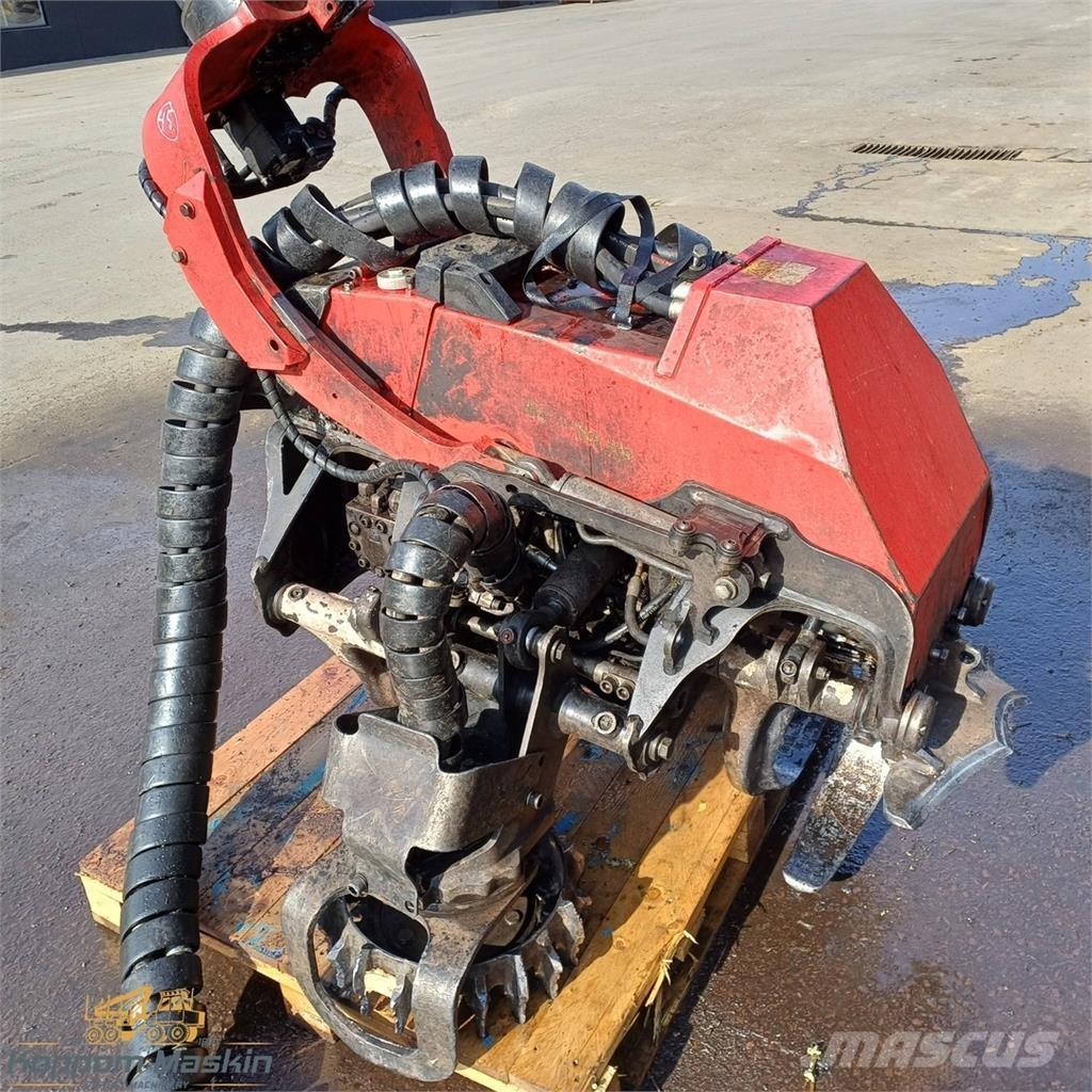 Komatsu C124 Cabezales cortadores