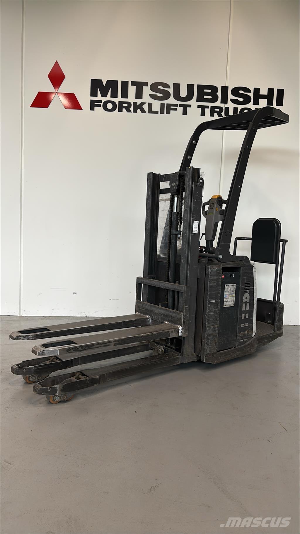 Atlet PDP200 Apiladoras eléctricos