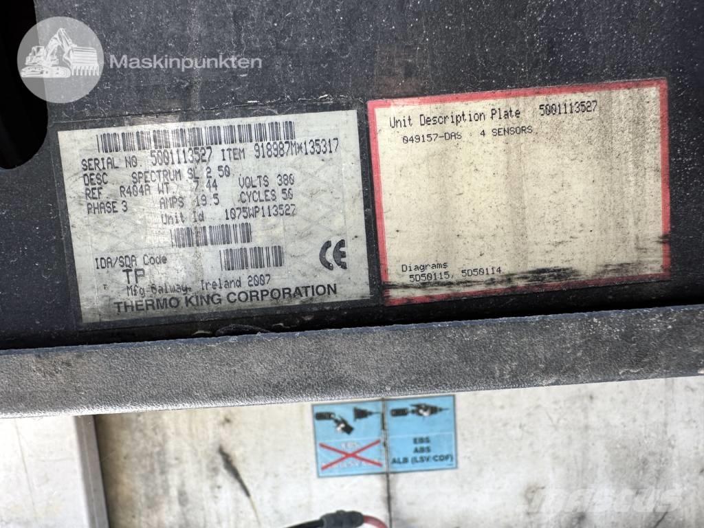 Schmitz SKO 24 Semirremolques de temperatura controlada