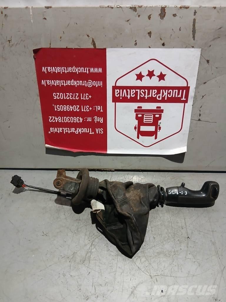 Scania P 94   1518799 Cabinas