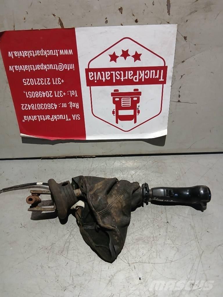 Scania P 94   1518799 Cabinas