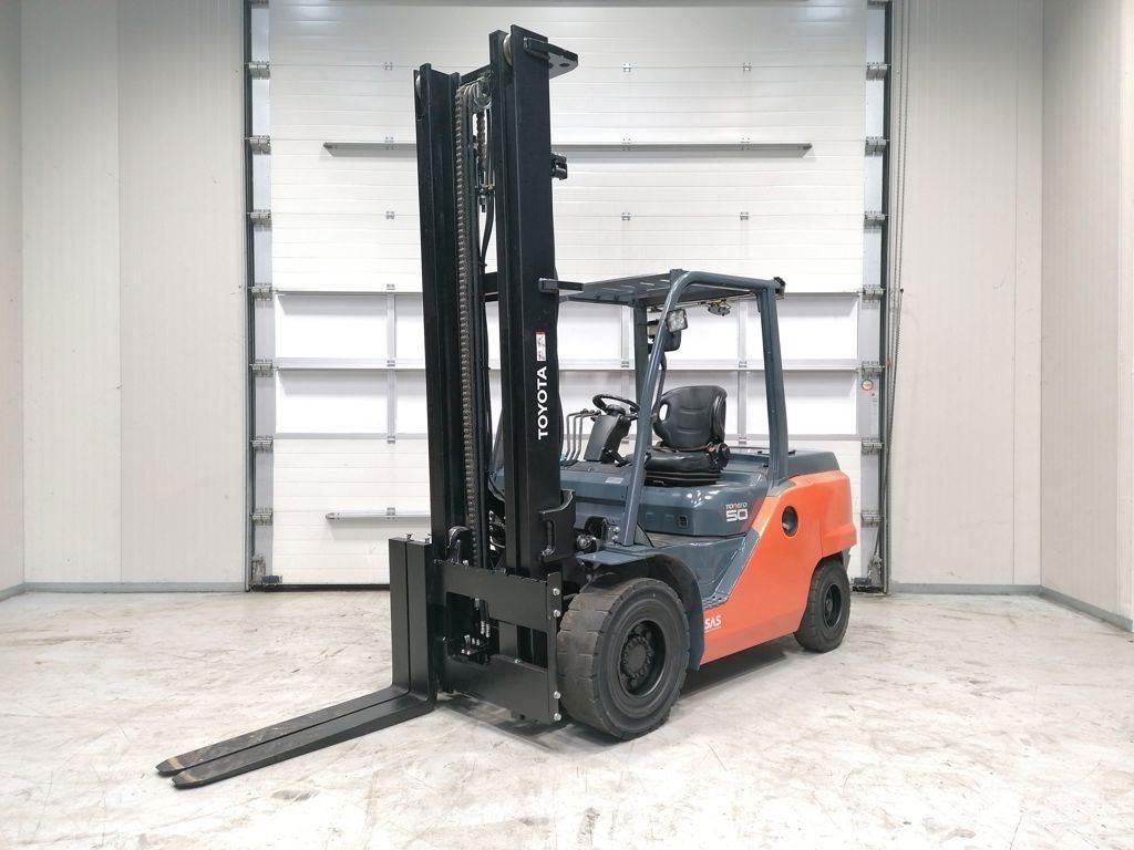 Toyota 40-8FD50N Camiones diesel