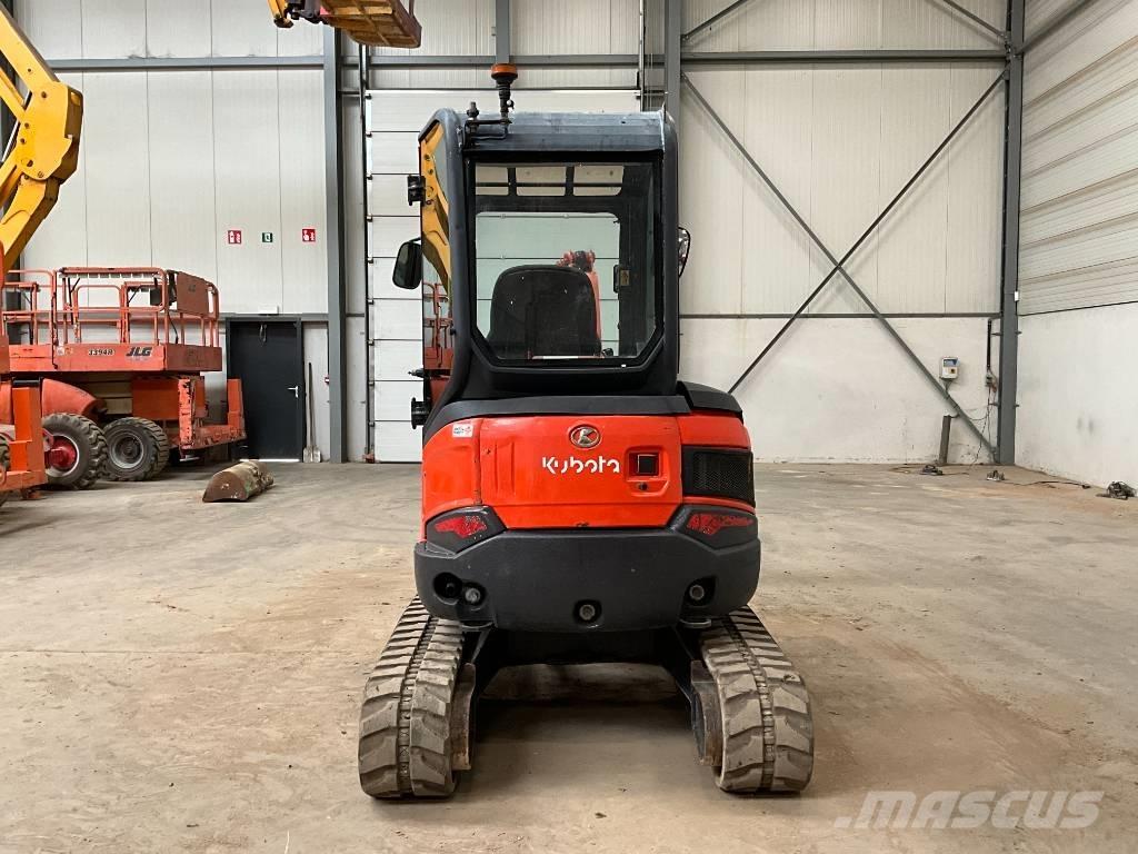 Kubota U 27-4 Miniexcavadoras