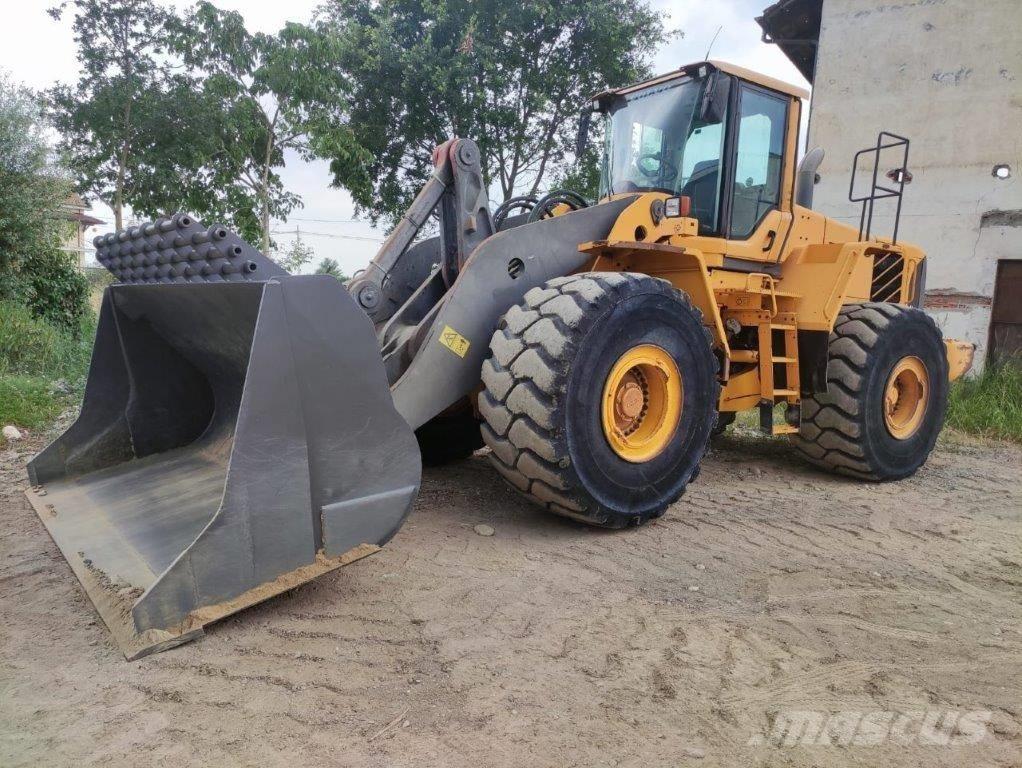 Volvo L 220 F Cargadoras sobre ruedas