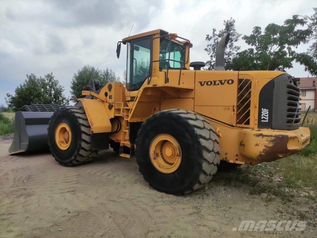 Volvo L 220 F Cargadoras sobre ruedas