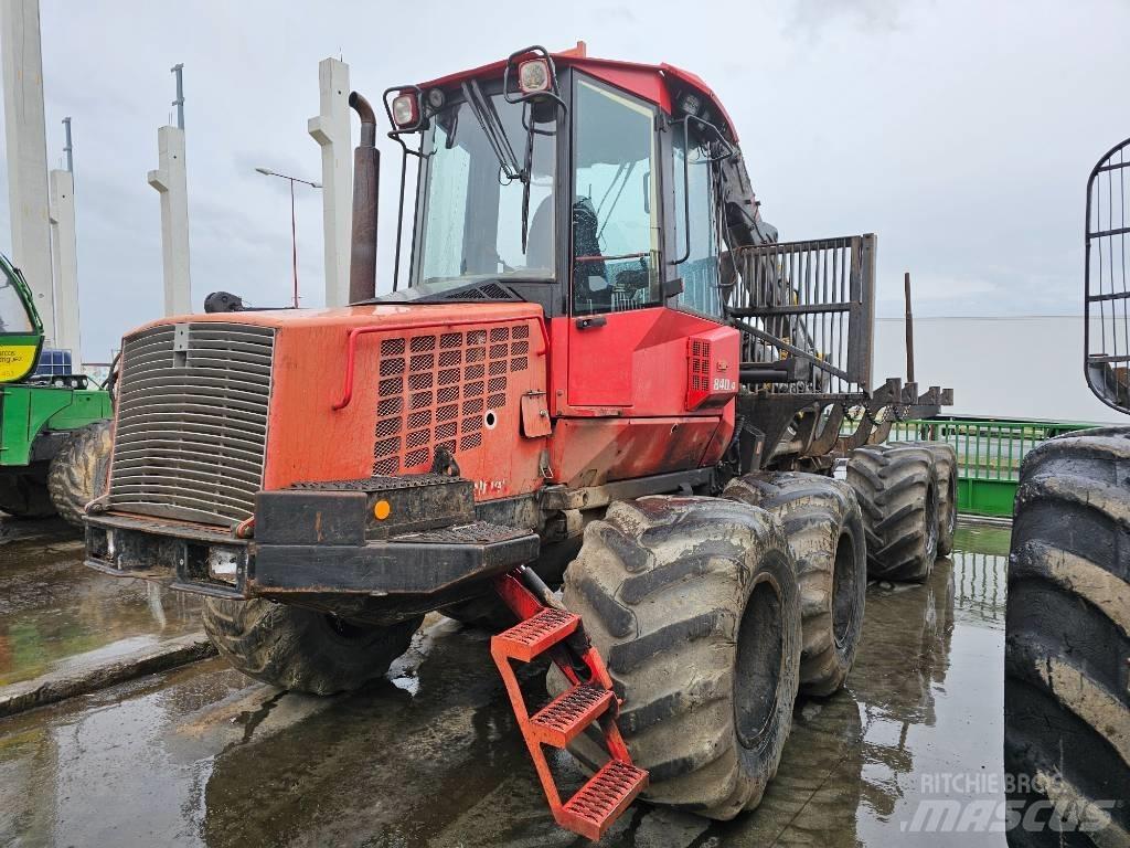 Valmet 840.4 Transportadoras