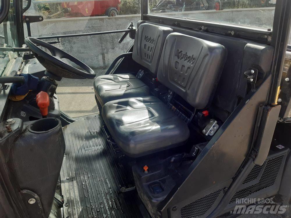 Kubota RTV 1100 Maquinarias para servicios públicos