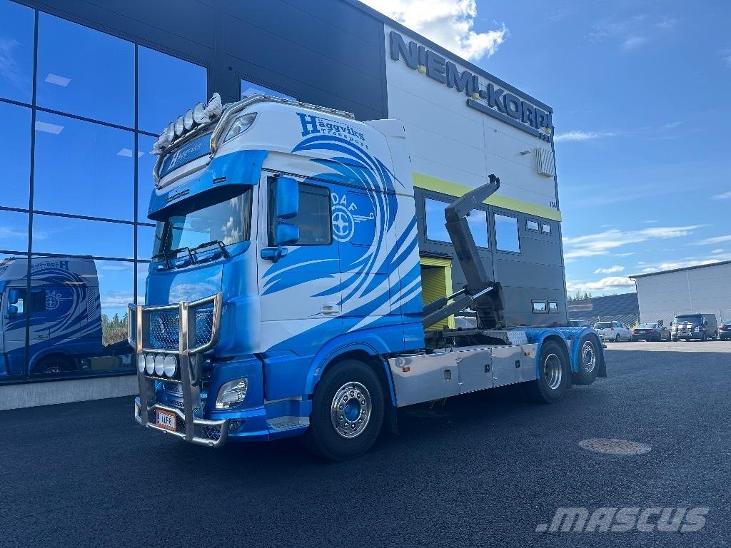 DAF XF 530 6x2*4 Camiones elevadores de gancho
