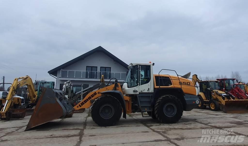 Liebherr L550 xpower Cargadoras sobre ruedas