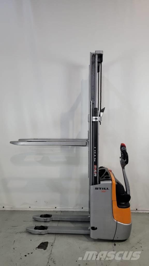 Still EXV 10 Apiladoras eléctricos