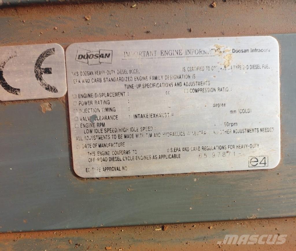 Doosan DX 300 LC-5 Excavadoras sobre orugas