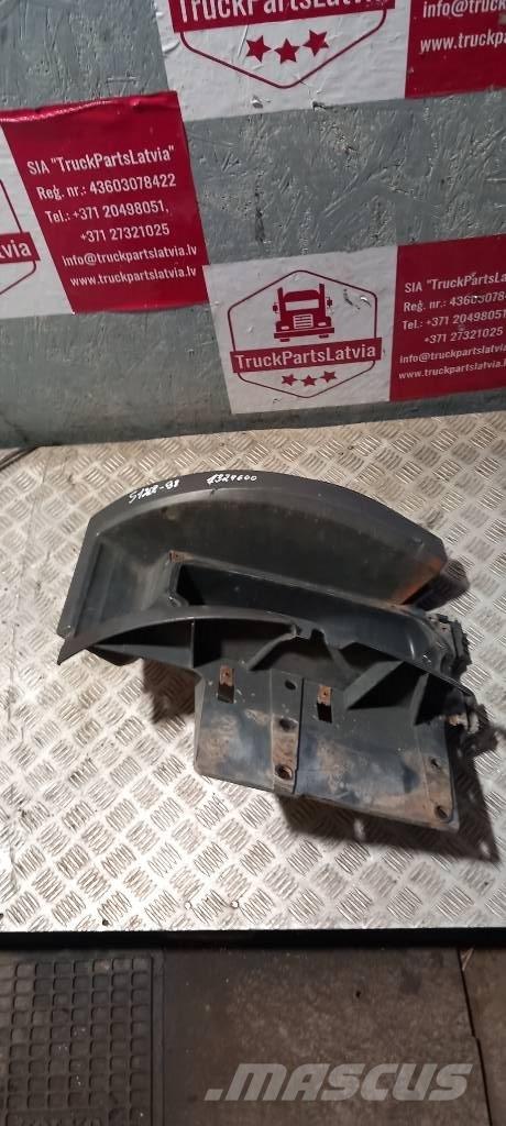 Scania 94 D.     1324600 Cabinas