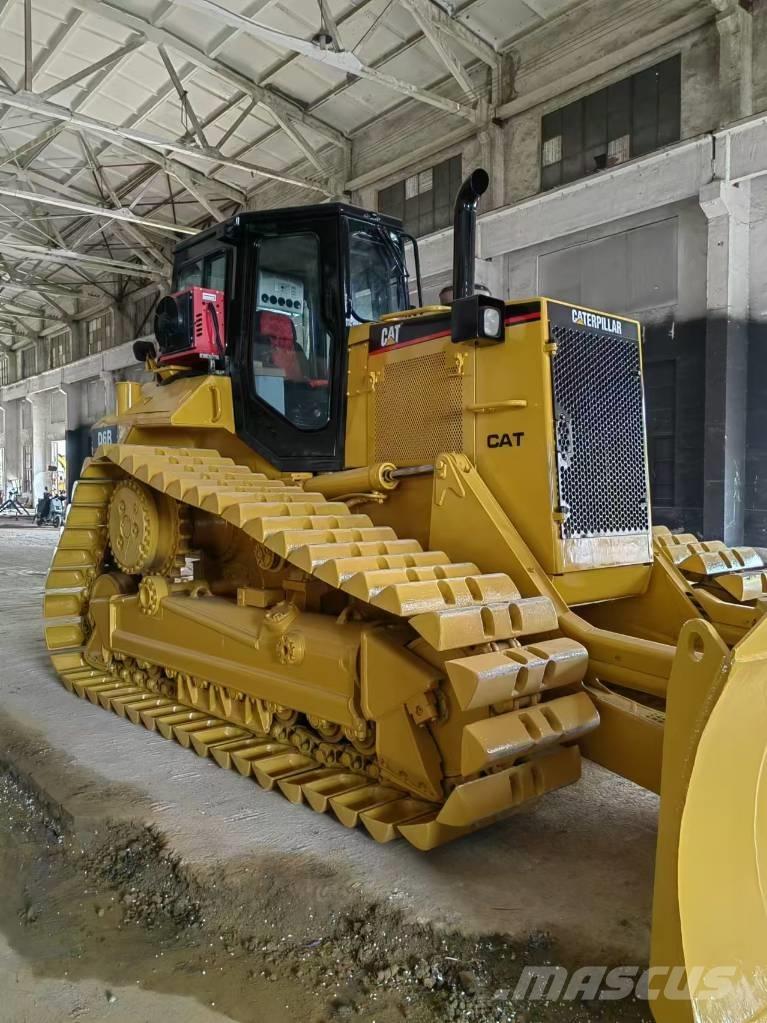 CAT D 6 R Niveladoras