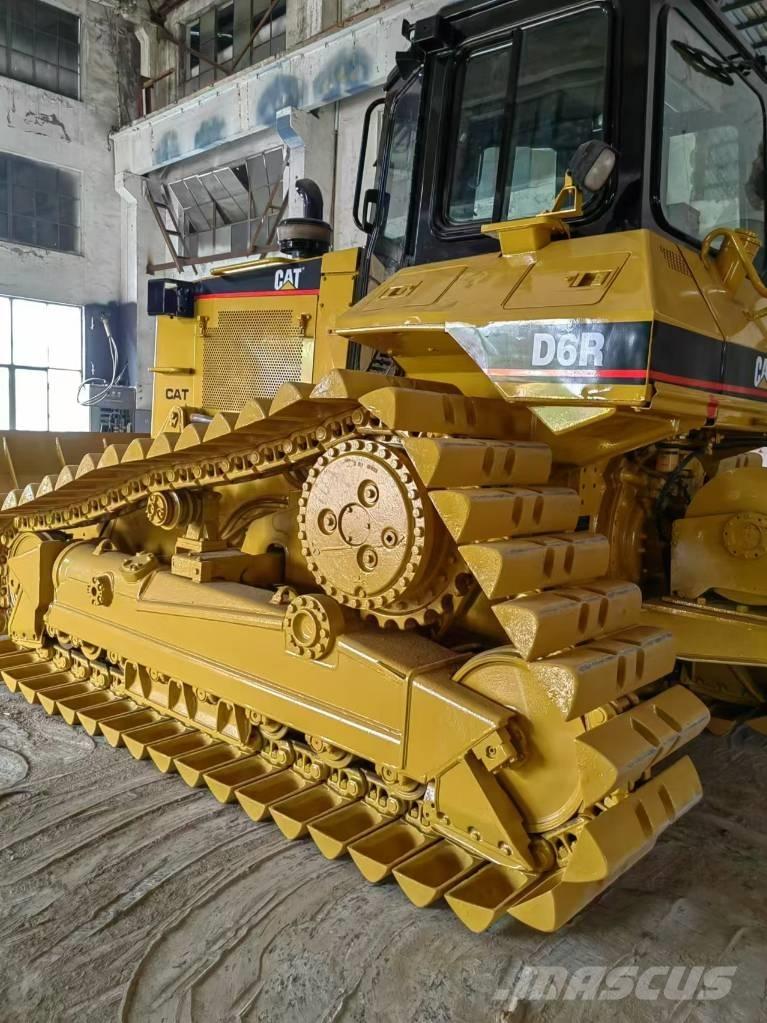 CAT D 6 R Niveladoras
