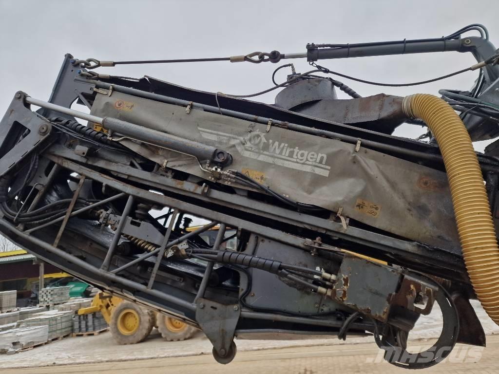 Wirtgen W 210i Fresadoras de asfalto