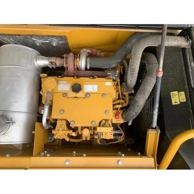 CAT 318d2 Excavadoras sobre orugas