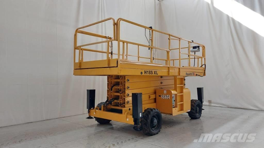 Haulotte HA 18 SXL Plataformas tijera