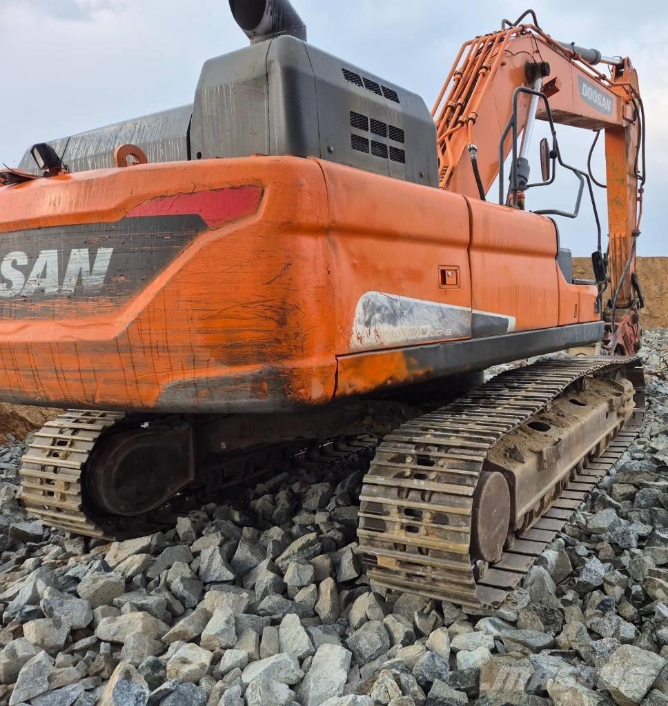 Doosan DX 300 LC-5 Excavadoras sobre orugas