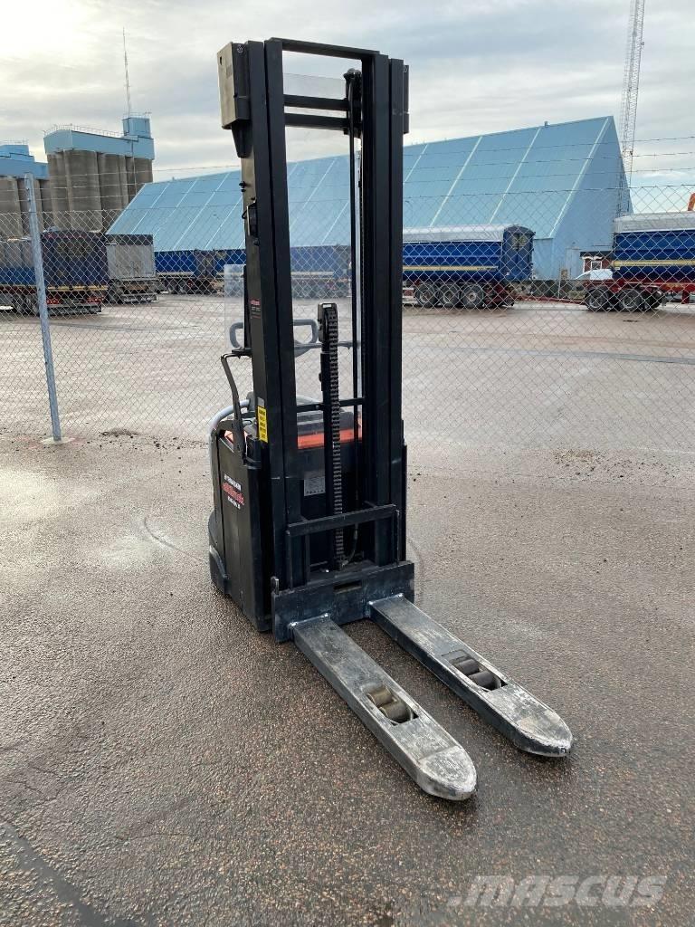 Toyota BT SPE 140 Montacargas manual