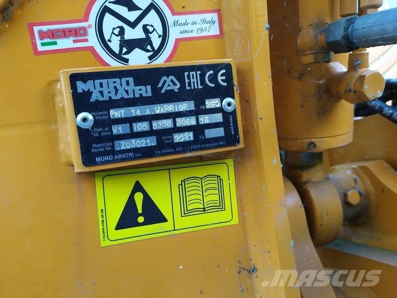  MORO PNT 14 (nuovo) Arados convencionales