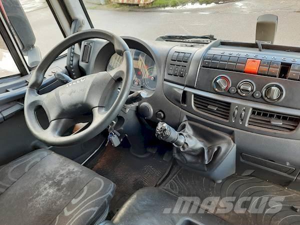 Iveco 120E22 Camiones con chasís y cabina