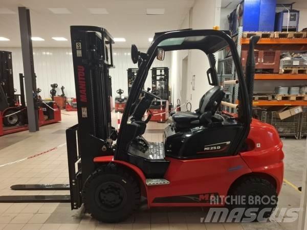 Manitou MI25D Montacargas todo terreno