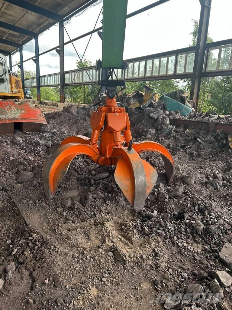 Sennebogen 835 Manejadores de residuos industriales