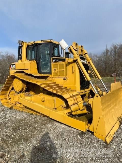 CAT D 6 T LGP Buldozer sobre oruga