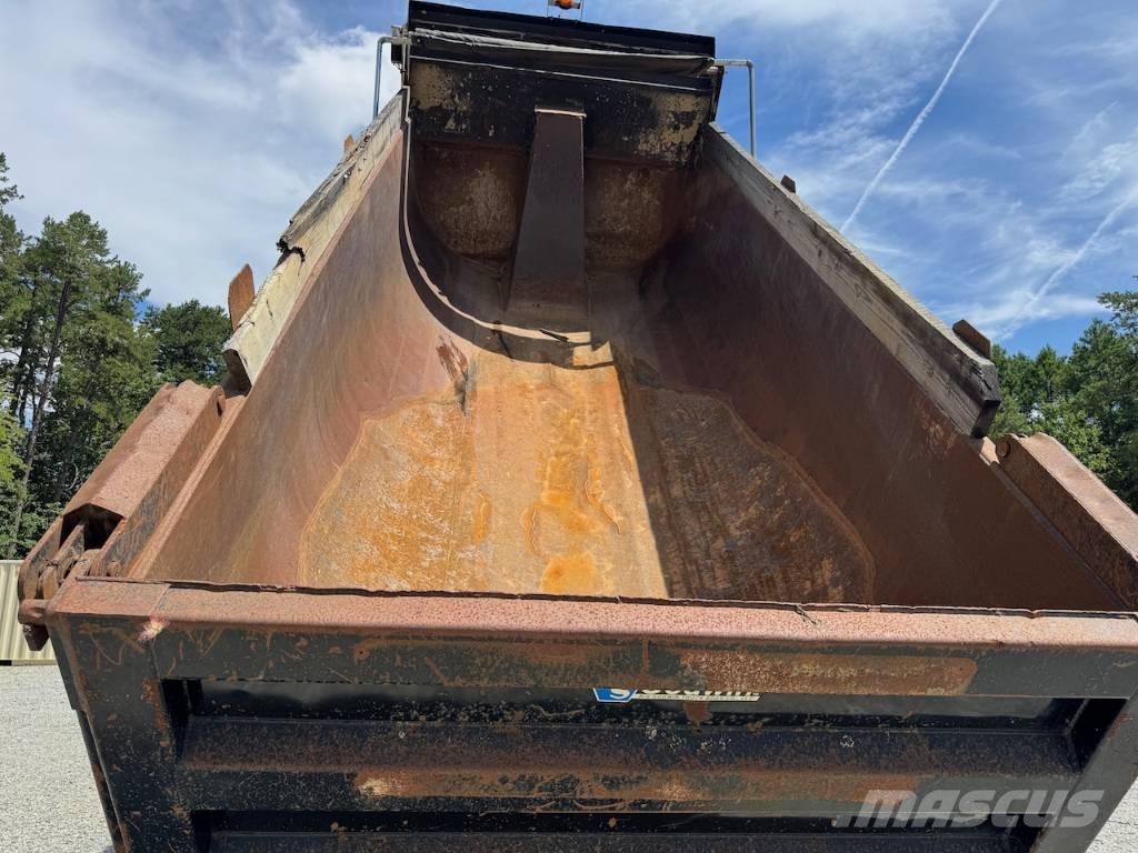 Freightliner 114 SD Bañeras basculantes usadas