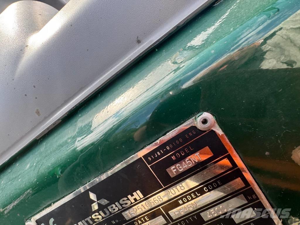 Mitsubishi FG 45 NT Camiones LPG